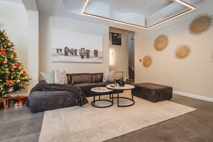 5 Bedroom Property for Sale in Heather Park Western Cape